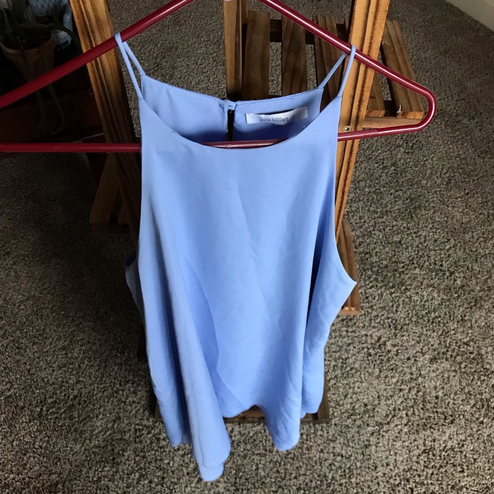 Beautiful blue dress!